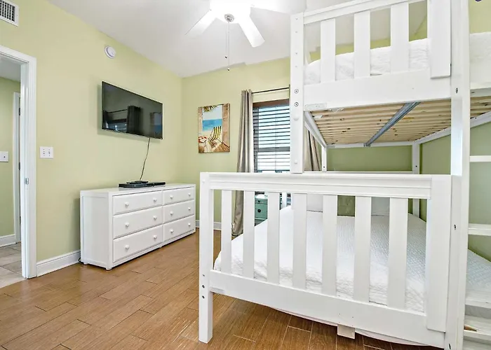 Crystal Shores West 1303 Holiday home